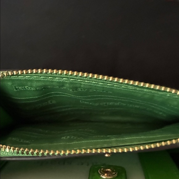 Kate Spade Devin Wallet - Picture 6 of 10